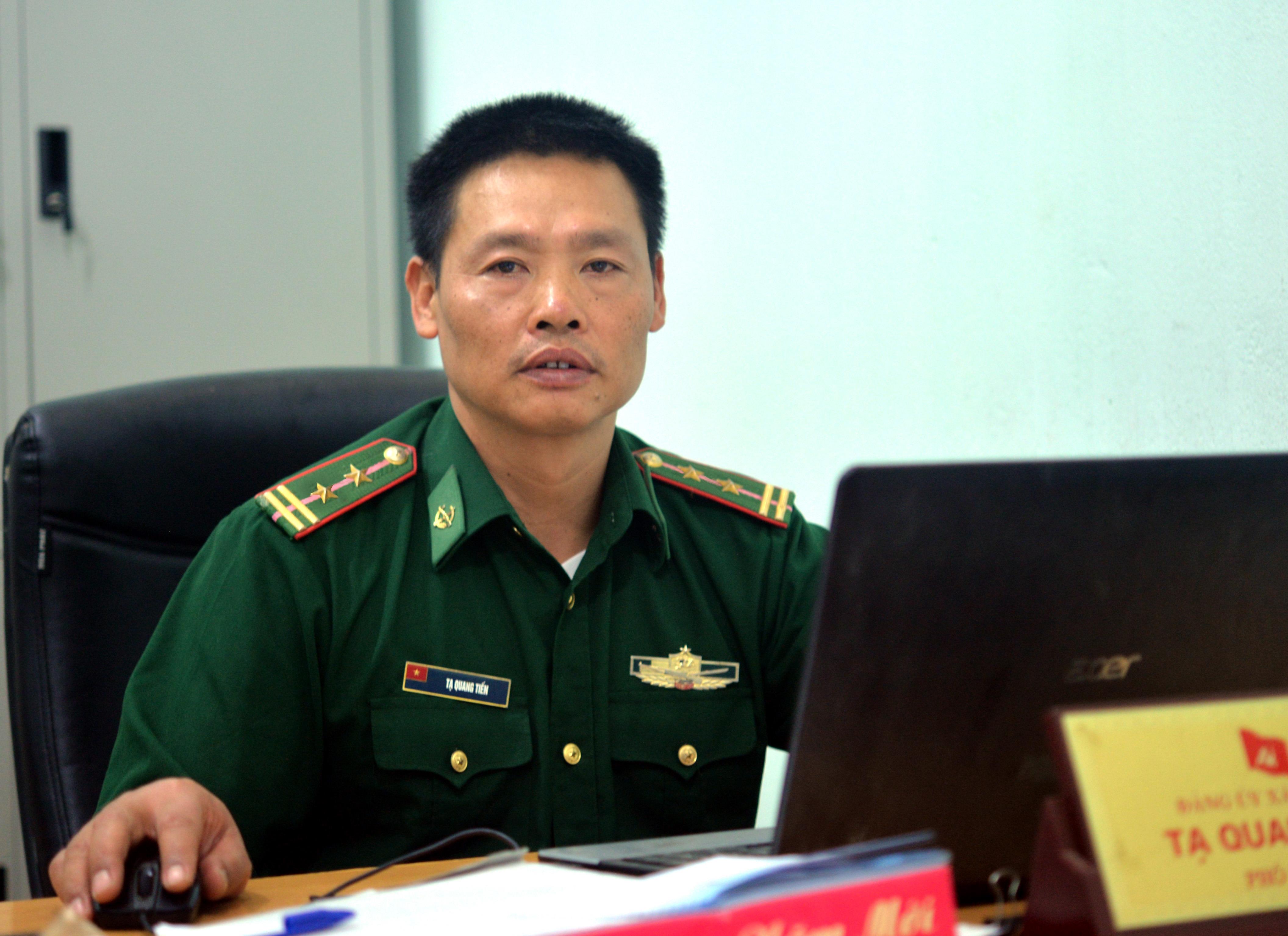 Cảm động tấm gương bộ đội Tiến ở Lũng Cú